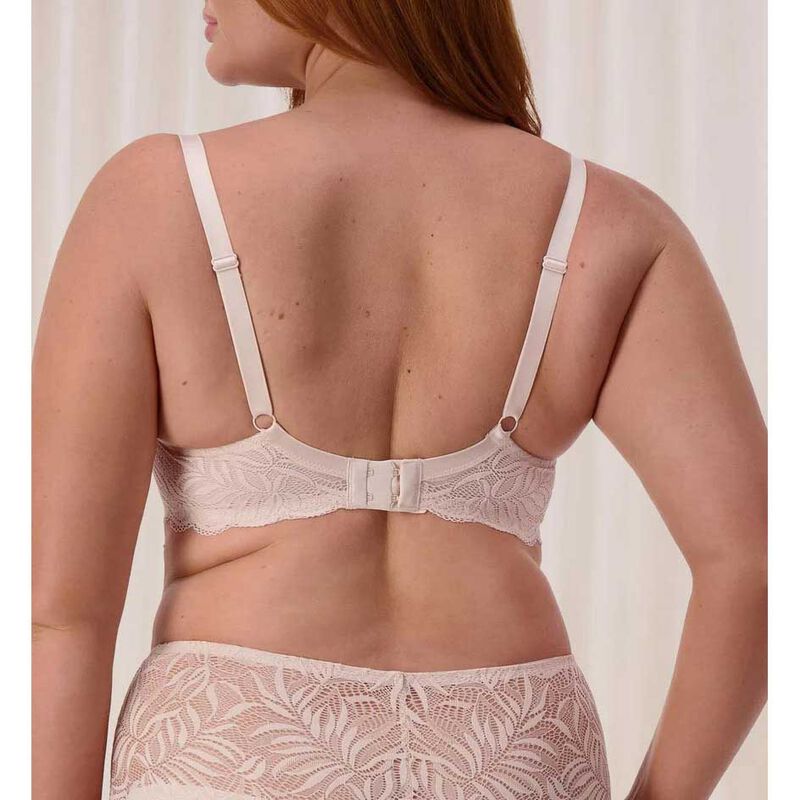 Triumph Essential Lace Balconette Padded Bra image number 5